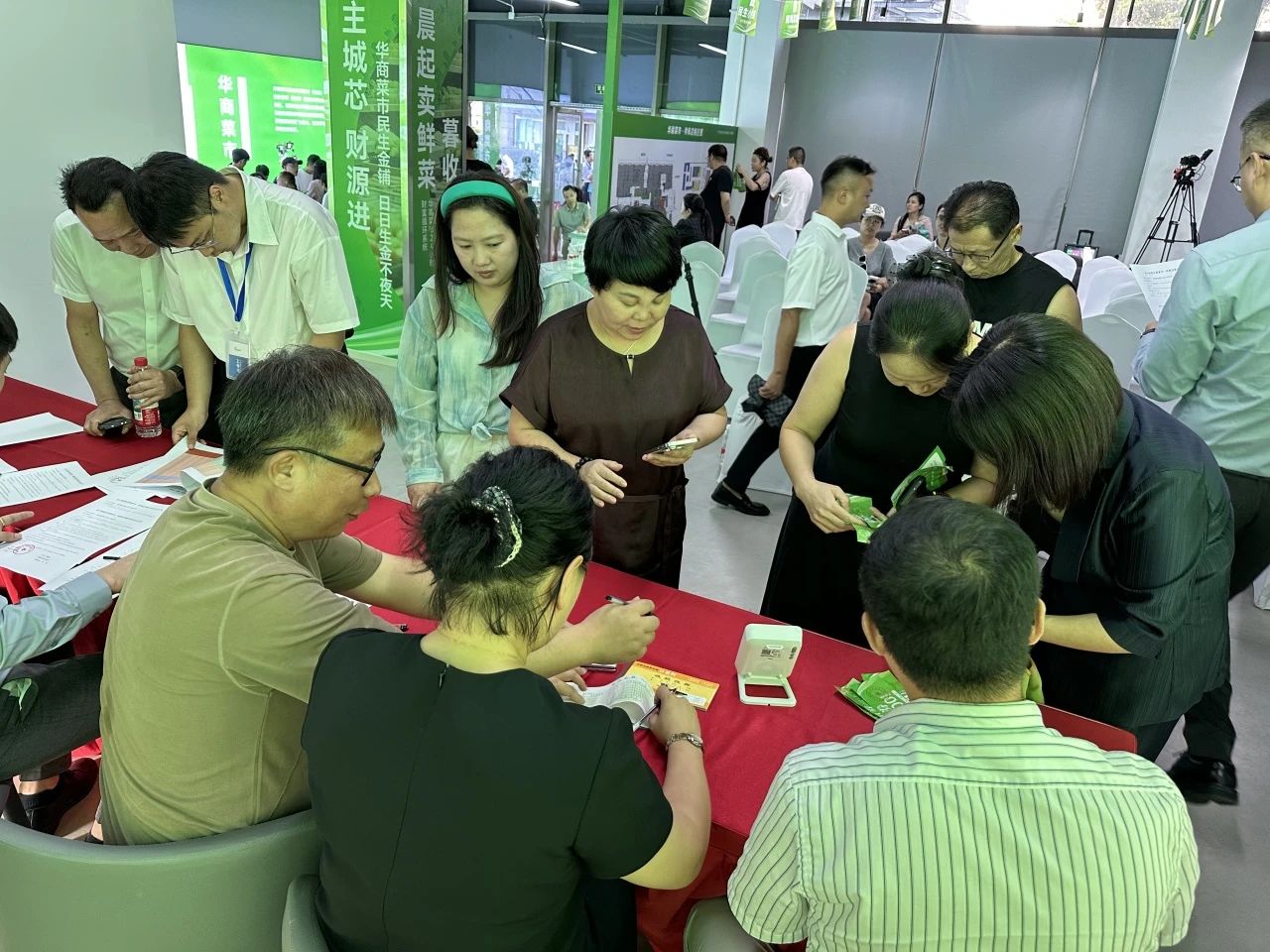 华商菜市·桦枫店认筹盛启，联袂星店联合引爆民生旺铺投资热潮